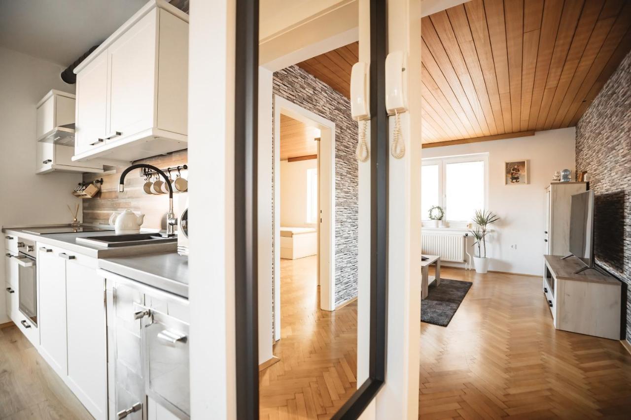 Drive Caffe Apartments Trzin Dış mekan fotoğraf