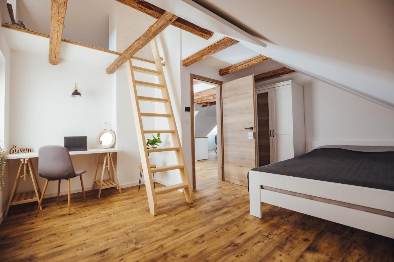 Drive Caffe Apartments Trzin Dış mekan fotoğraf
