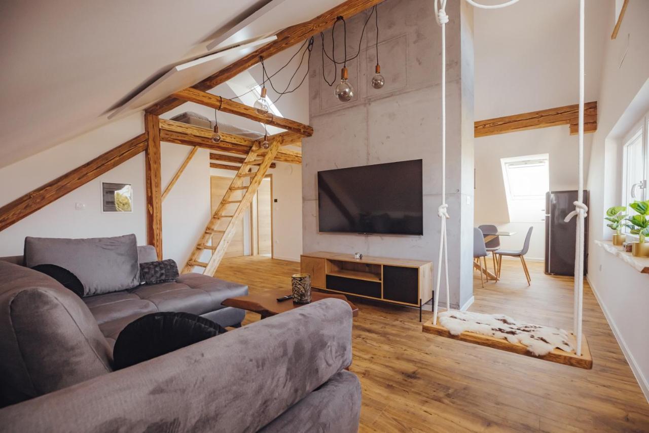 Drive Caffe Apartments Trzin Dış mekan fotoğraf