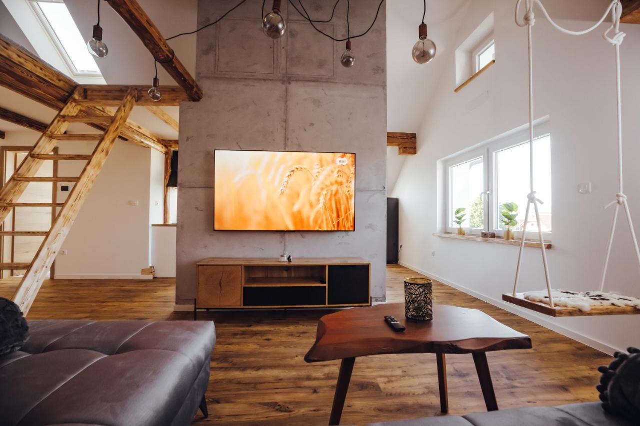 Drive Caffe Apartments Trzin Dış mekan fotoğraf